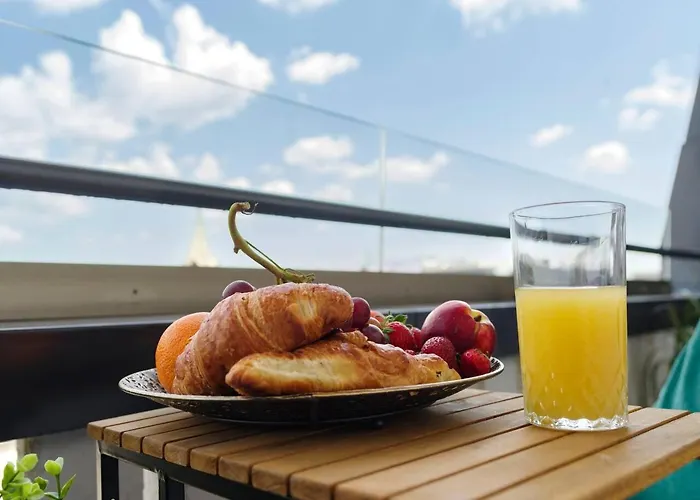 Infinity - Old Town Centre *