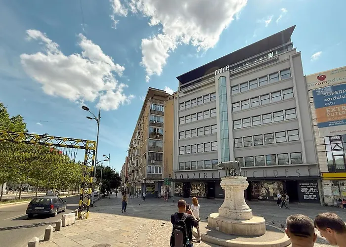 Infinity - Old Town Centre *