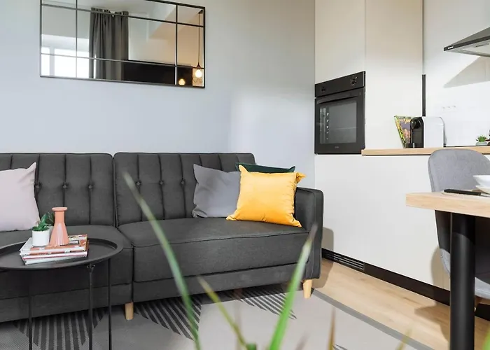 Infinity - Old Town Centre Apartment *