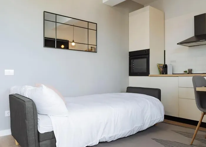 Infinity - Old Town Centre Apartment