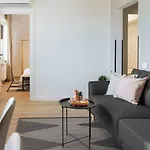 Infinity - Old Town Centre I Carpark Nearby I Big Balcony Апартаменти Бухарест