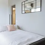 Infinity - Old Town Centre I Carpark Nearby I Big Balcony * Bucureşti