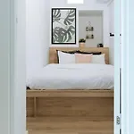 Infinity - Old Town Centre I Carpark Nearby I Big Balcony Апартаменти *