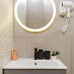 Апартаменти Infinity - Old Town Centre I Carpark Nearby I Big Balcony *