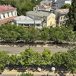Infinity - Old Town Centre I Carpark Nearby I Big Balcony *