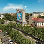 Infinity - Old Town Centre I Carpark Nearby I Big Balcony Апартаменти