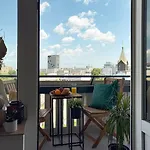 Infinity - Old Town Centre I Carpark Nearby I Big Balcony Bucureşti