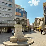 Apartament Infinity - Old Town Centre I Carpark Nearby I Big Balcony Bucureşti