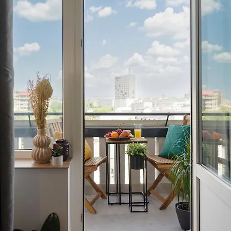 Infinity - Old Town Centre Bukarest