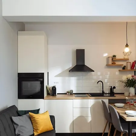 Infinity - Old Town Centre