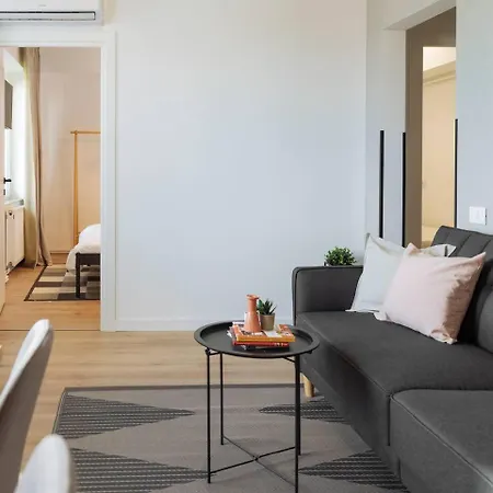 Infinity - Old Town Centre Apartman Bukarest