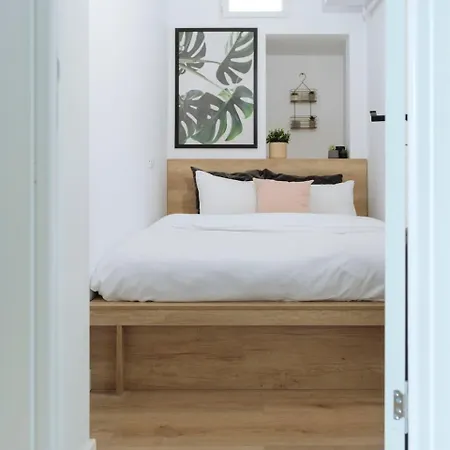Infinity - Old Town Centre I Carpark Nearby I Big Balcony Apartman *
