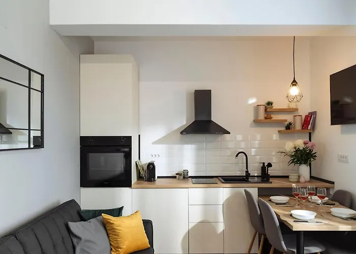 Infinity - Old Town Centre