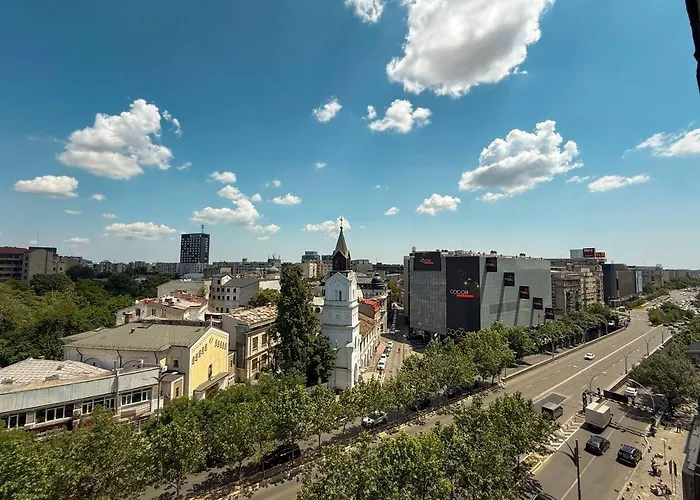 Infinity - Old Town Centre *